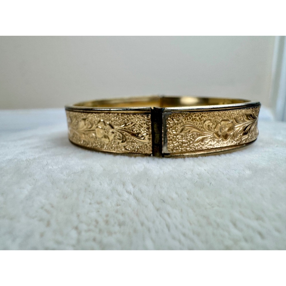 Krementz Vintage Gold Plated Etched Floral Hinged Bangle Bracelet Safety Chain - Picture 10 of 13